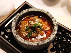 水煮澳洲和牛-运·中餐厅(成都华尔道夫酒店)