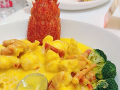 -醉辉皇上海之巅(上海中心大厦店)