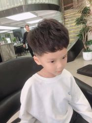 -苏奇发型·烫发染发