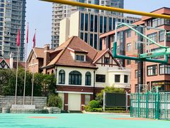 -上海戏剧学院附属高级中学