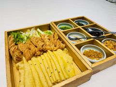 -鹊华居·地道鲁菜·海鲜·融合味(大明湖店)