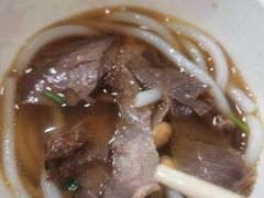 -覃肥叔桂林米粉(粮道街店)