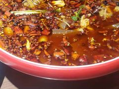 -有红鸡毛店·川菜(建设路店)