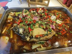 -乡土特色.冷锅鱼.牦牛肉汤锅