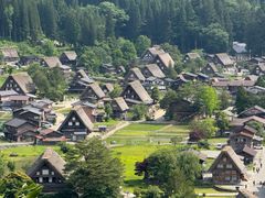 -白川乡与五箇山的合掌构造村落