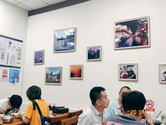 大堂-牛八宝桂林米粉(八里庄店)