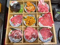 -喵小乙碳火烤肉(大坪协信星光天地店)