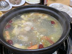 -濠轩阁特色生蚝火锅(水湾路店)