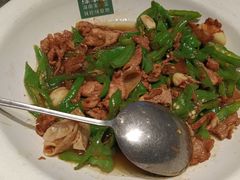-绿草地·湘菜(酃湖师院店)