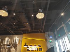 -HUZI虎滋精酿餐吧(京西大悦城店)