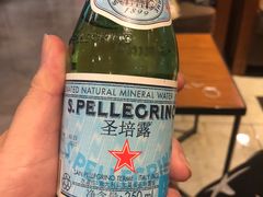 -星巴克(济宁万达广场店)