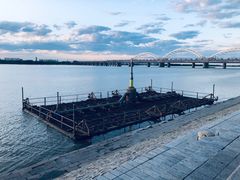 -人民防洪胜利纪念塔