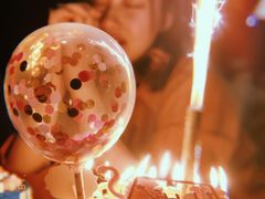 -黑桃K生日订制KTV