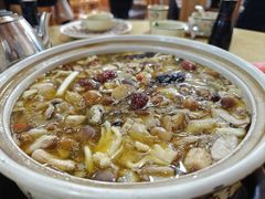 -东巴谷野生菌火锅餐厅