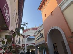 -佛罗伦萨小镇广佛名品奥特莱斯(疏港路店)