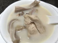 -煲宫猪肚鸡(昆山金鹰国际购物中心店)