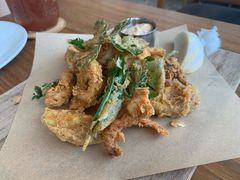 鱿鱼-ROAST coffee & eatery