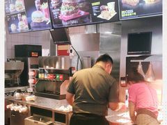 -麦当劳(安立路店)