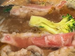 -龍歌自助小火锅(市南金茂湾店)