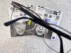 -爱视眸Eyeblling眼镜·依视路·蔡司镜片折扣店(百联南方商城购物中心)