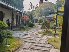 -湘力力小院·鱼汤泡饭(枫林路店)