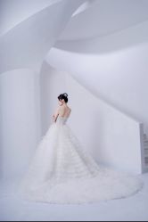 -予白婚纱礼服馆