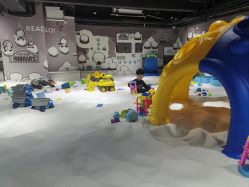 -MINI MARS KIDS CLUB亲子家庭中心(长宁天山店)
