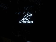 麻雀logo-麻雀瓦舍mako live house