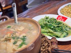 -皮蛋弟砂锅店(总店)