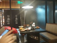 卡座-盛江山自助料理(奥莱锦辉购物广场店)