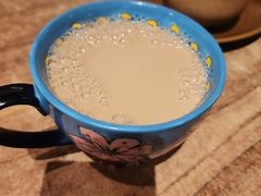 -耶里夏丽·丝路国际新疆菜·清真食品(徐汇南丹东路臻选店)