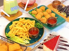 -喵园·猫主题咖啡厅·撸猫·猫咖(国贸店)