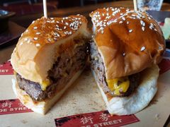 The&nbsp;K.O.&nbsp;绝代佳人招牌汉堡-Side Street街旁(交道口店)