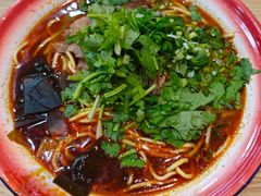 -刘二姐襄阳牛肉面(鸟巢店)