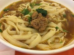 -顺溜·手工刀削面·黑金店(铜锣湾店)