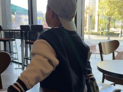 -星巴克(济南美莲广场店)