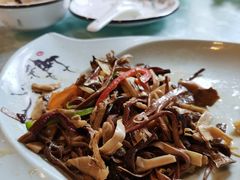 -小厨子私房菜·云南美食店