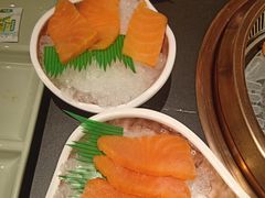 -梨花甄选自助烤肉(小寨原力场店)