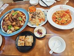 -清真·弹拨尔新疆美食餐厅(延龄巷店)