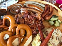 普蘭达大肉盘-普兰达德国餐厅·德式脆皮烤猪肘·自酿啤酒(观唐店)