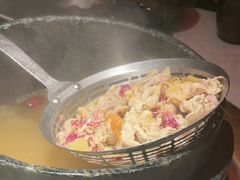 -芸山季·云南山珍菌火锅(人民广场来福士店)