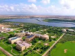 -亿利库布其七星湖沙漠生态旅游区