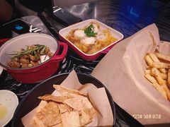 -LES ELITES 英集荟(南京西路店)