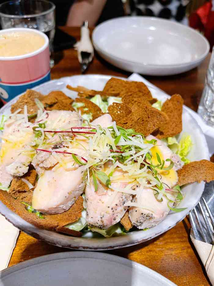 brut eatery悦璞食堂(肇嘉浜路店)-"这家店也想好好吃了吧!