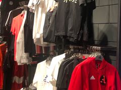 -adidas(正佳广场店)