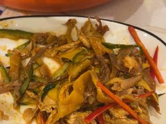 -小鱼小牛(世欧广场店)