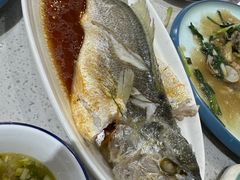 -锦里海景海鲜餐厅.三亚老字号(亚龙湾中心广场店)