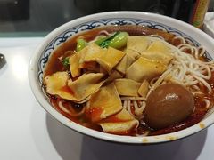 -皖佬板安徽牛肉板面(西站食宝街店)