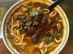 -金杨拉面王小吃面馆·牛三宝面·红烧牛肉粉