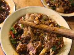 -拈签一笑黄牛肉辣卤串串
